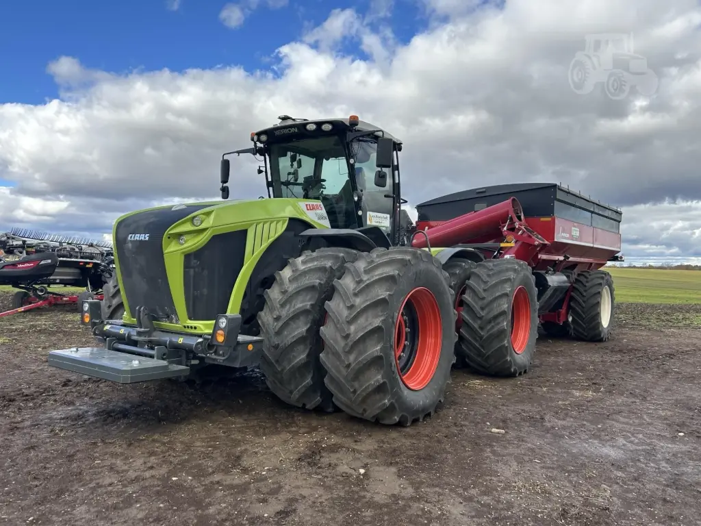 2022 CLAAS XERION 5000
